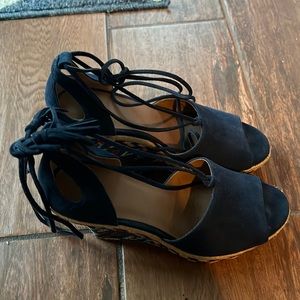 Woman’s size 6 1/2 wedges in good condition